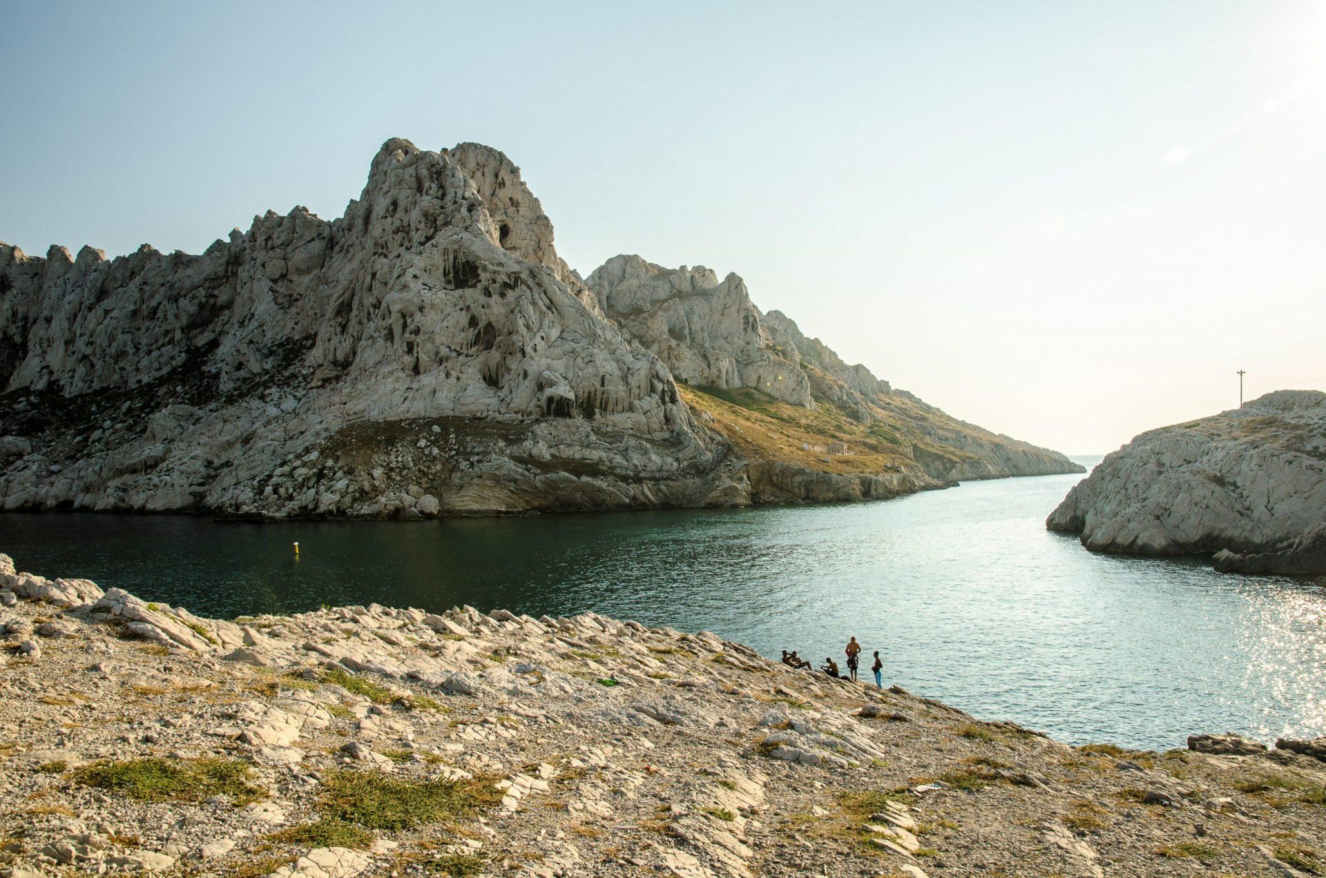 Vue sur l'île Maire à partir du lieu emblématique au Cap Croisette dans les calanques à Marseille