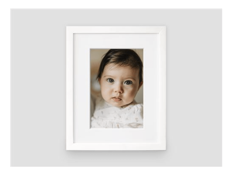 tirage photo portrait de bébé dans un cadre