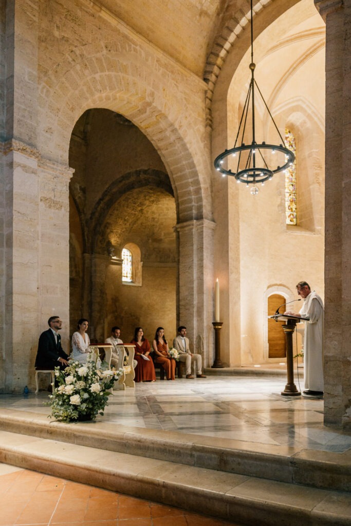 intérieur de l’église Saint-Laurent à Marseille