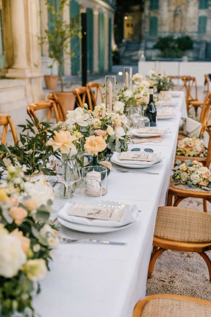 table de mariage dressée dans la bastide de la Toursainte Marseille