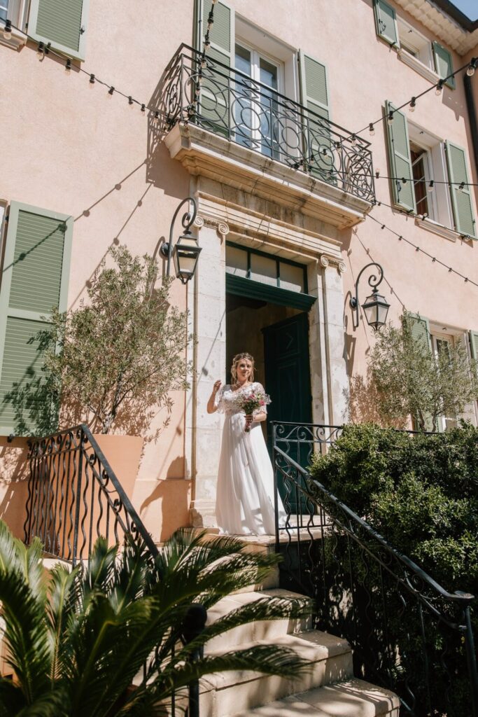 Mariage au Château des Anglades à Hyères – portrait de la mariée