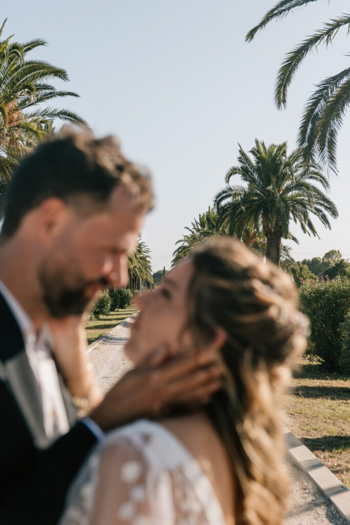 Portrait des mariés au coucher du soleil Hyères